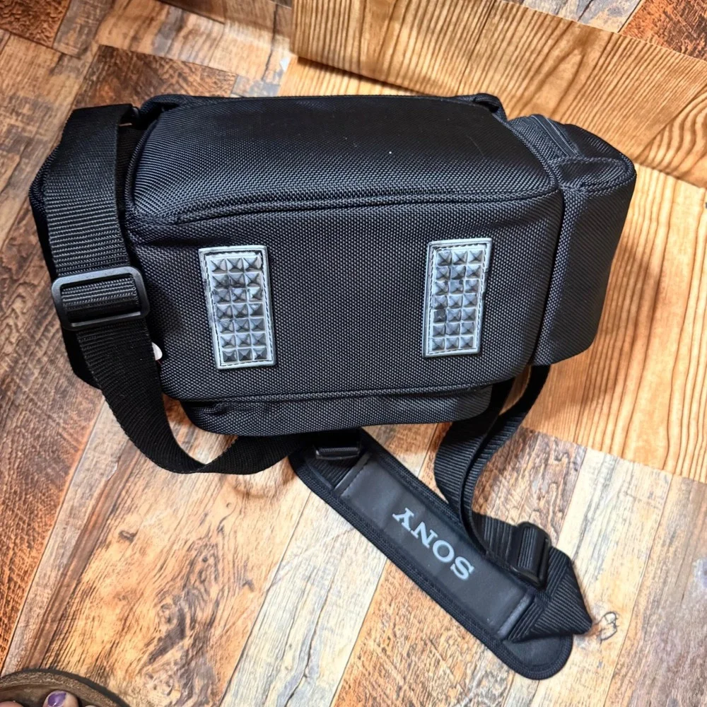 Sony Handycam Camcorder Bag Black Nylon Padded‎ Shoulder Strap Case Vintage